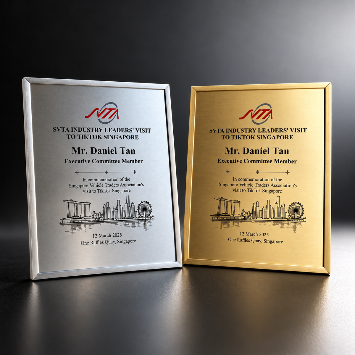 CT-1001 Aluminium Frame Plaque in gold and silver, custom printed with logo, name and Singapore skyline